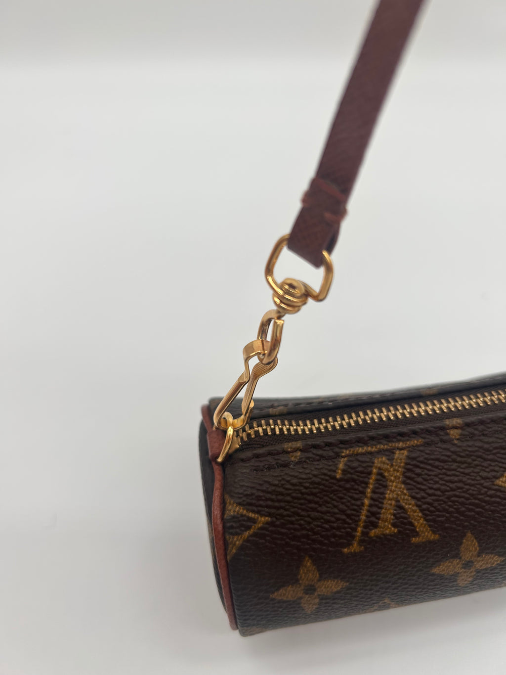 Mini papillon monogram