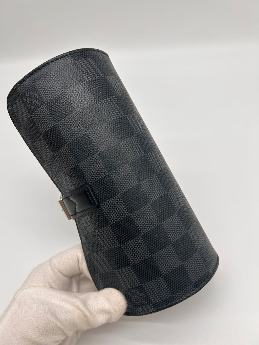 Louis Vuitton Watch case damier graphite
