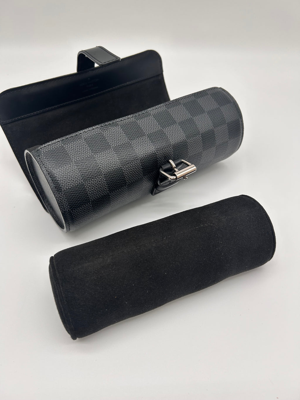 Louis Vuitton Watch case damier graphite