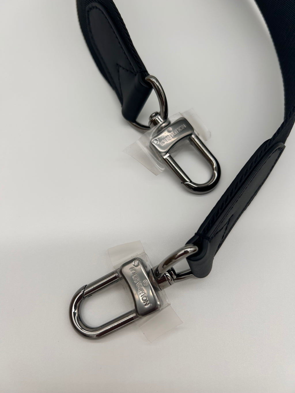 Louis vuitton strap