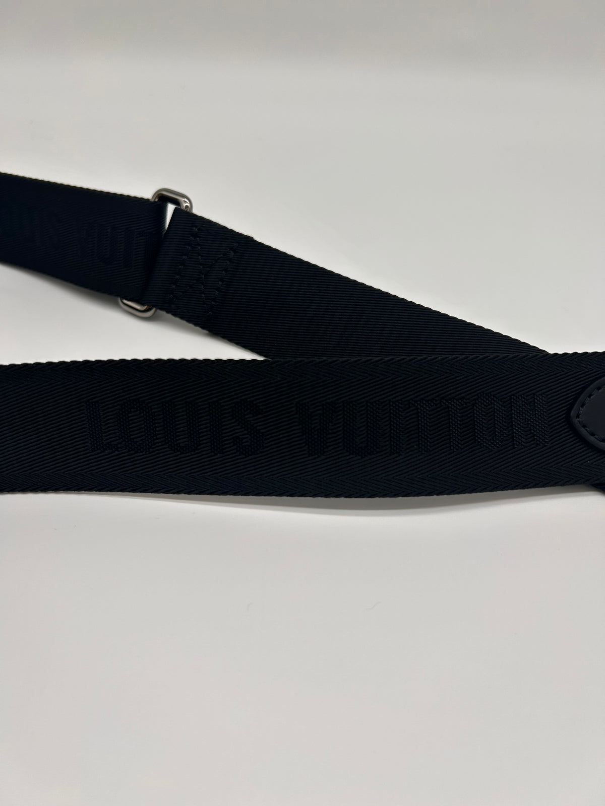 Louis vuitton strap