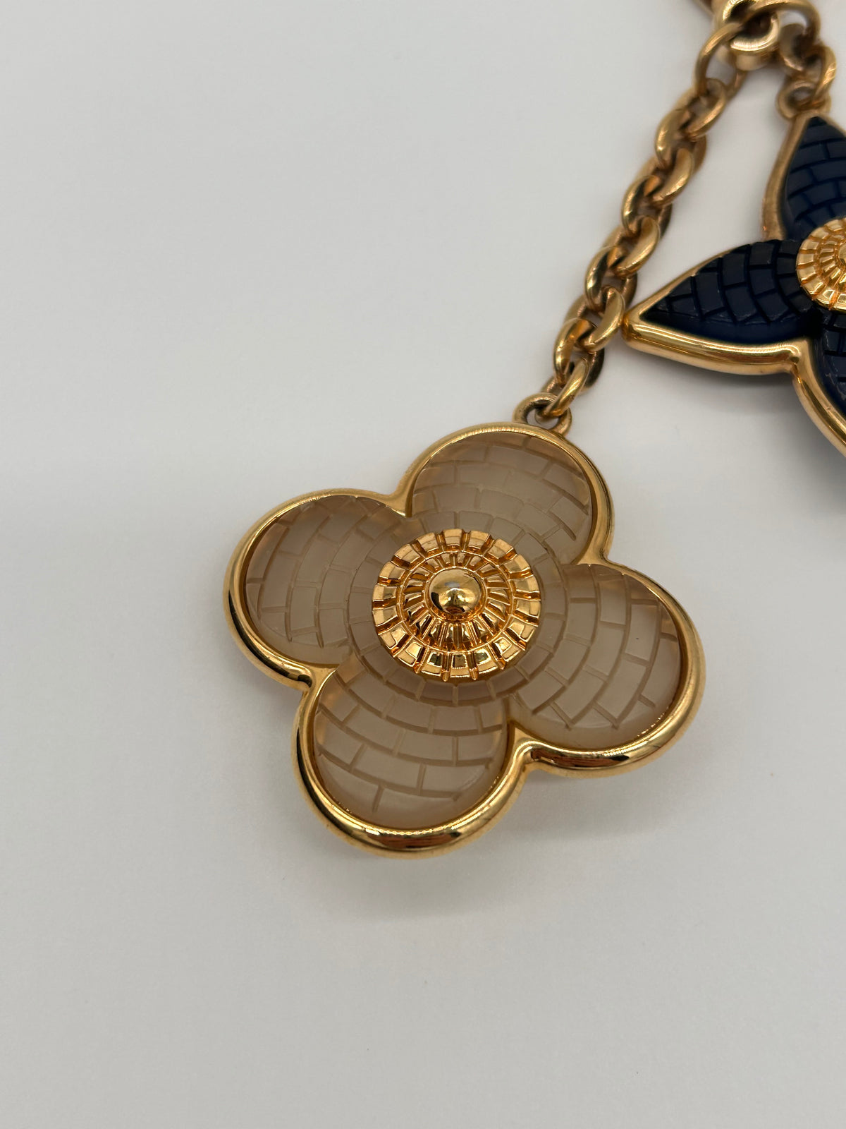 Mozaïek bag charm Louis Vuitton