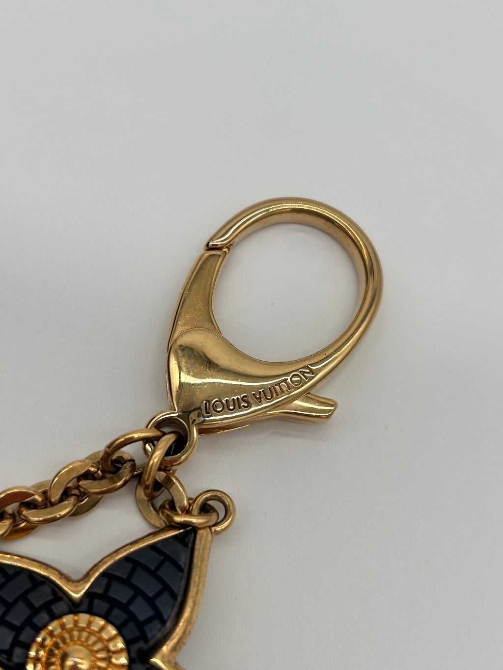 Mozaïek bag charm Louis Vuitton
