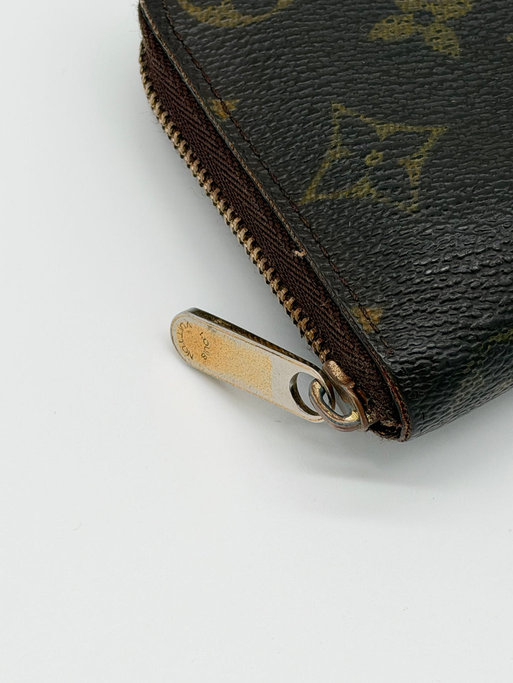 Louis Vuitton Zippy coin purse