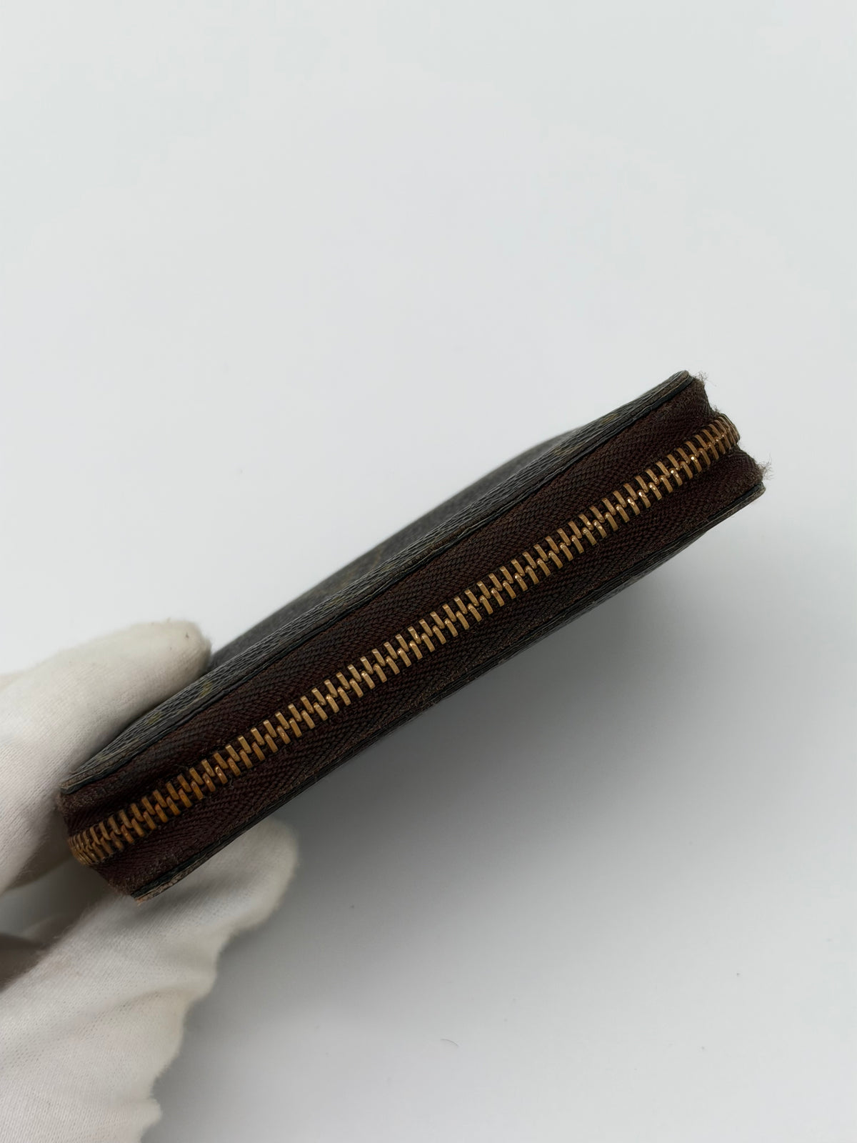 Louis Vuitton Zippy coin purse