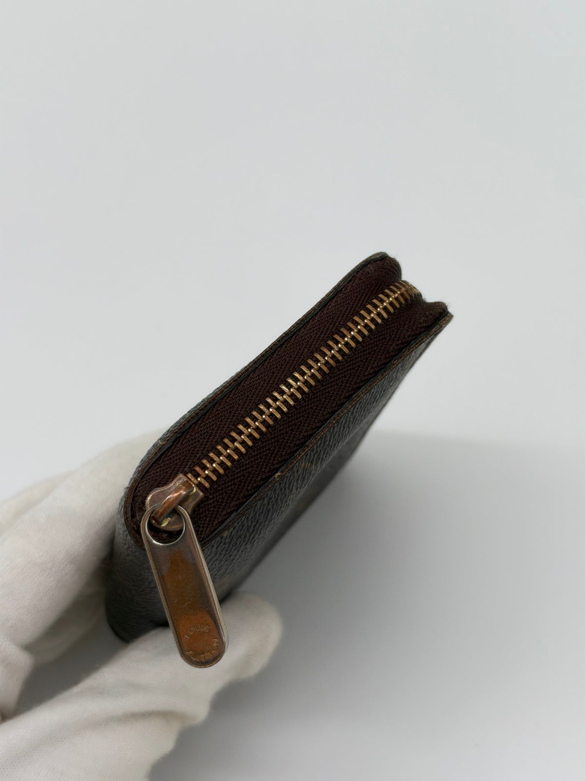 Louis Vuitton Zippy coin purse