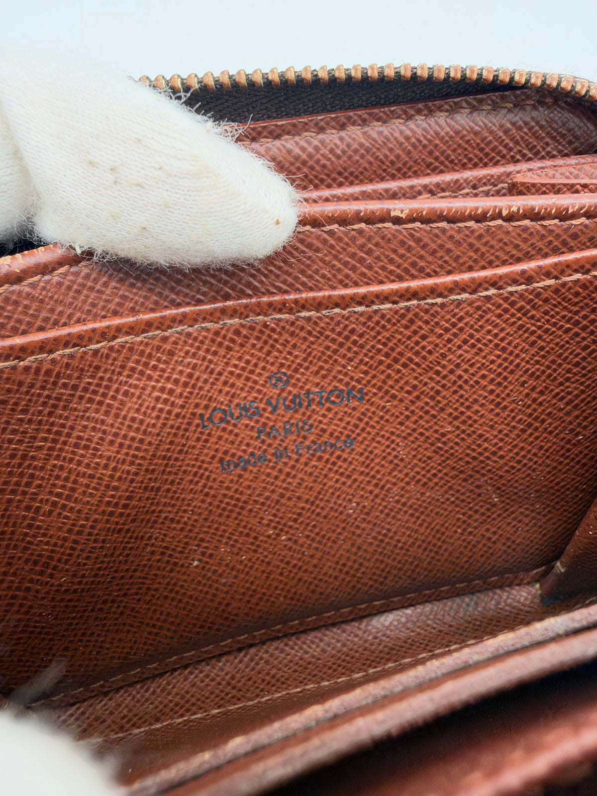 Louis Vuitton Zippy coin purse