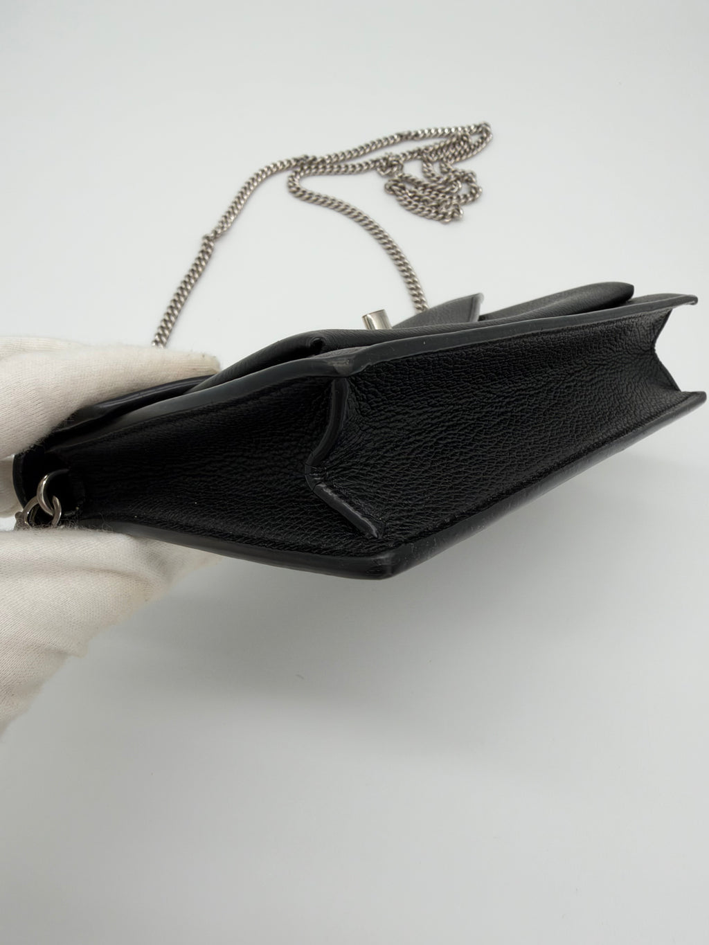 Louis Vuitton MyLockMe chain pochette