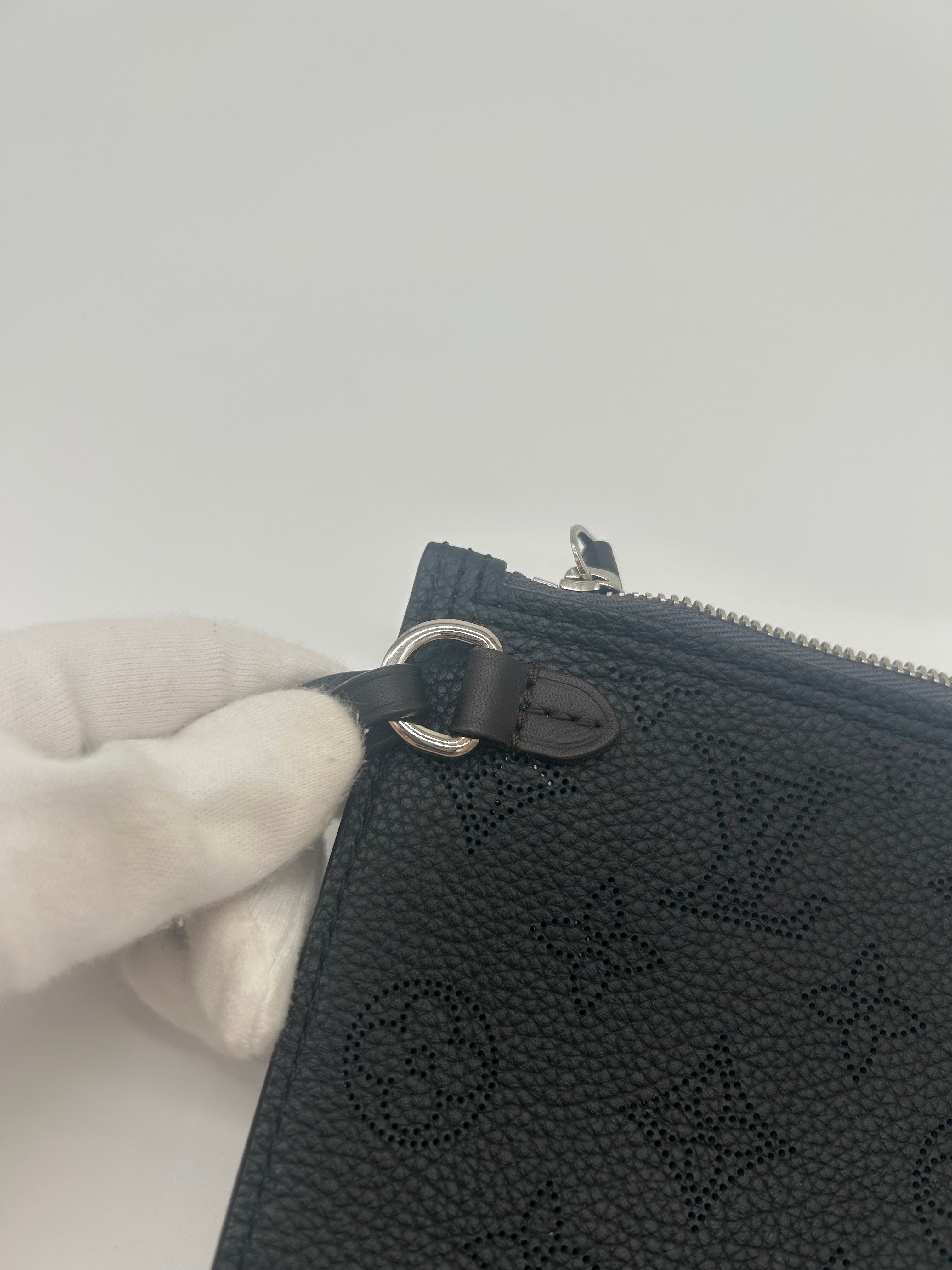mahina pochette